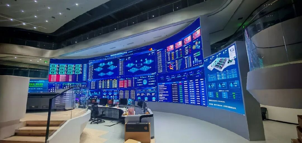 标杆案例 | 利亚德**清LED大屏点亮湖南广电全媒体播控中心，助力媒体融合新发展！